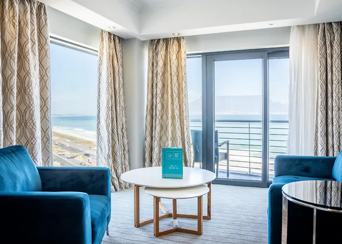 Blaauwberg Beach Hotel